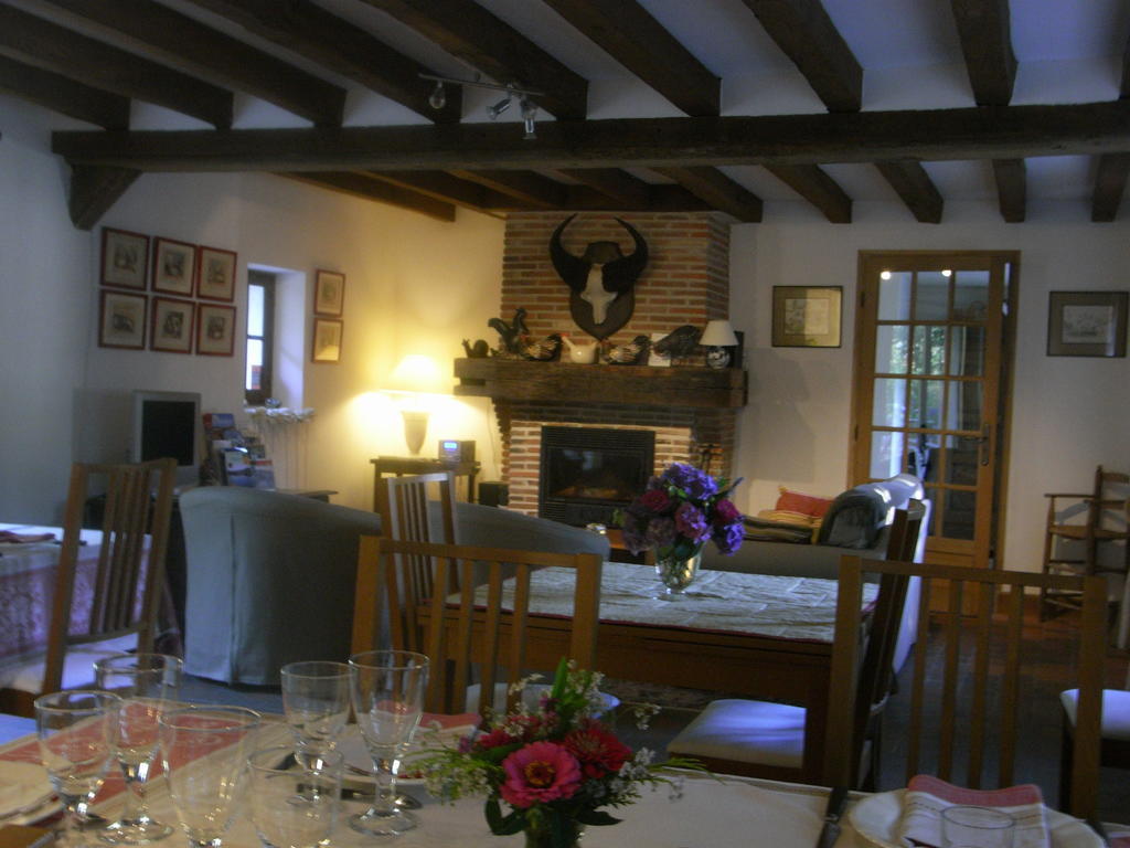 Bed and Breakfast Les Vieux Guays Cerdon  Exteriér fotografie