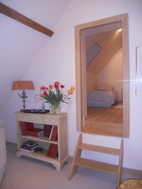 Bed and Breakfast Les Vieux Guays Cerdon  Pokoj fotografie